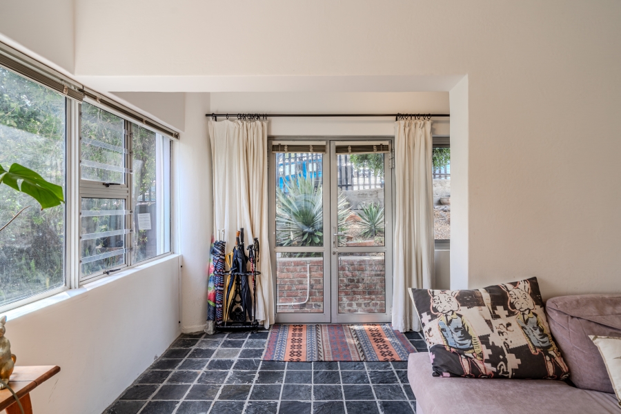 3 Bedroom Property for Sale in Vredehoek Western Cape